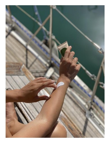 Protector solar facial SPF50 Crema