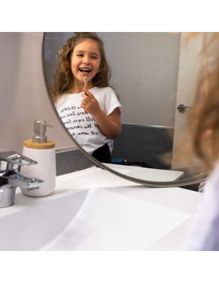 Cepillo de dientes infantil blanco de Bambú. Dureza media.